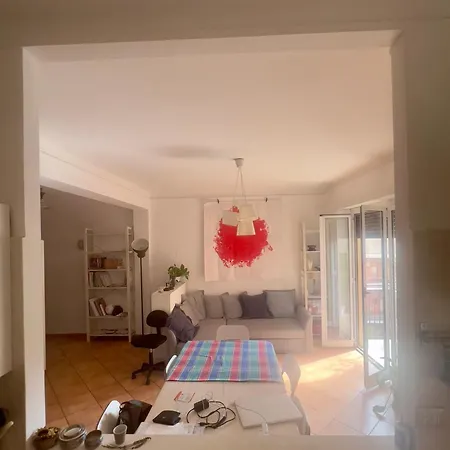 Pezzo Della Casa Di Pippo A San Pietro *
